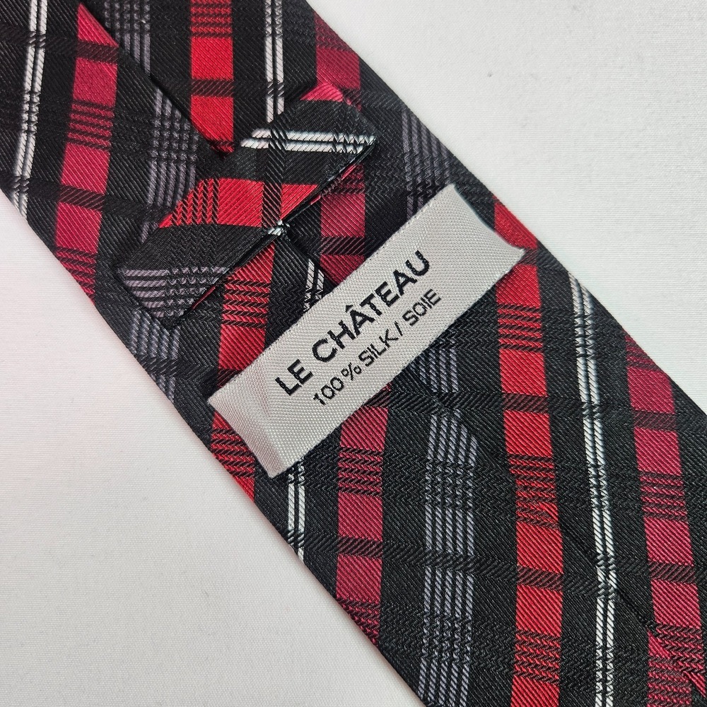Le Chateau 100% Silk Men Tie Geometric Red Black 3.25" x 59.5" - Picture 4 of 9
